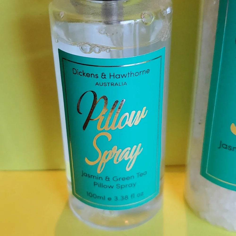 NEW Dickens & Hawthorne bath soak and pillow spray NEW